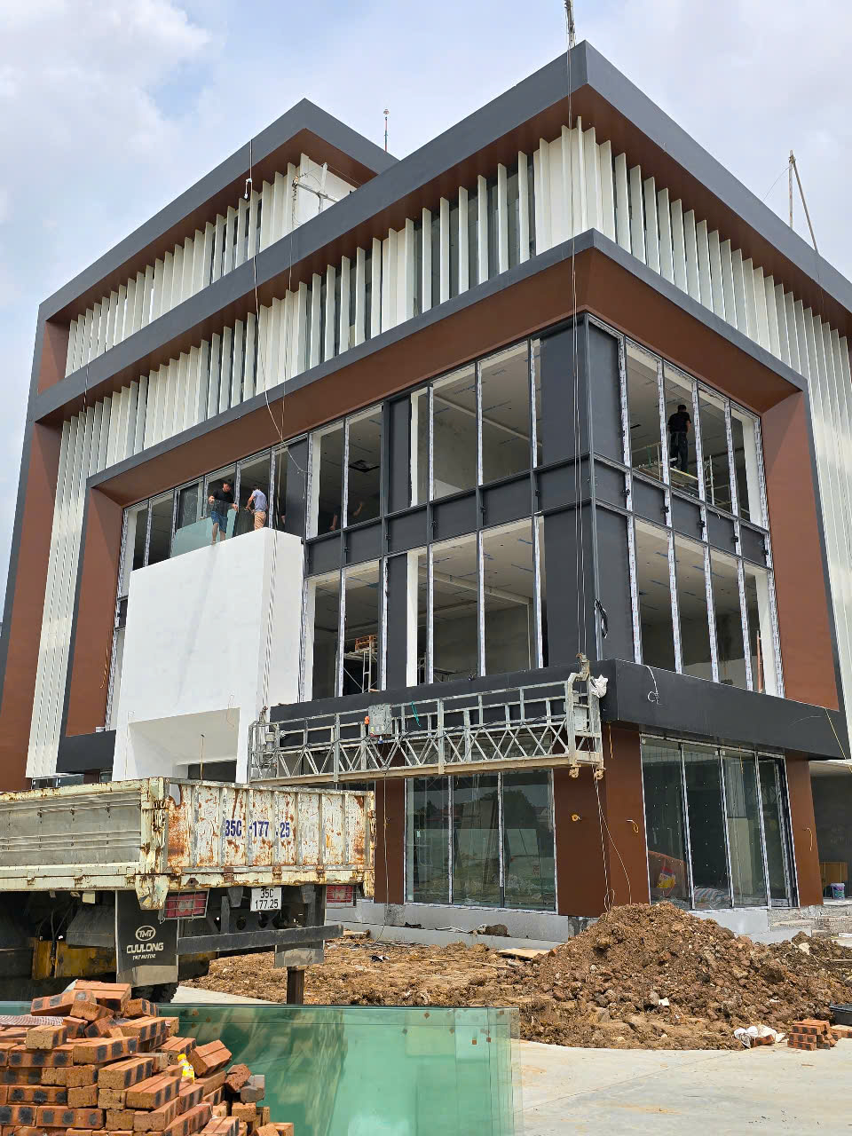 Kính cường lực